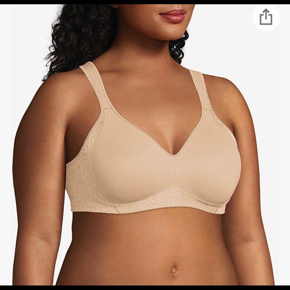 Playtex Women's Plus Size 18 Hour Seamless Smoothing Full Coverage Bra 38D Nude